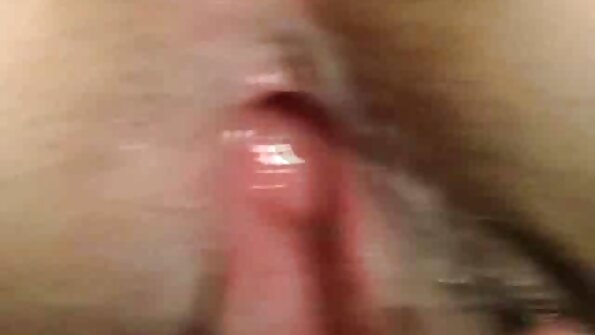 Mifaninana ny sluts mba hahitana hoe iza no tsara kokoa