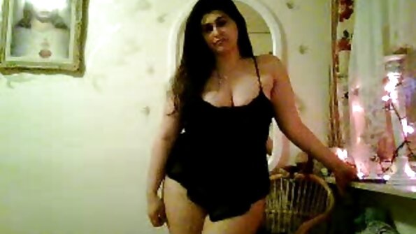 Mampiasa vibrator ny mena mena iray rehefa sendra ny lehilahy